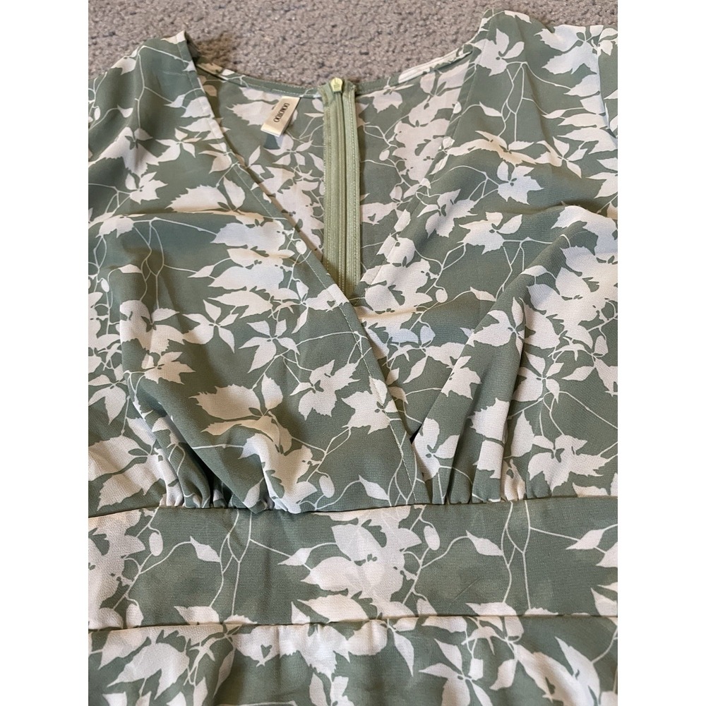 DOKOTOO Tired Floral Mini Dress Sz M Belted Sage White Long Sleeve Boho Chic - Picture 6 of 15